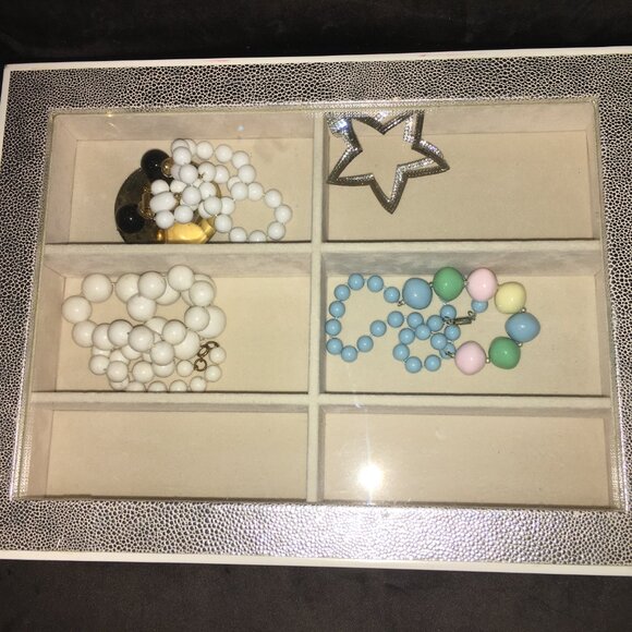 Dresser Top Glass Jewelry Box - Showstopper - NEW Crate & Barrel GAR - Picture 3 of 10